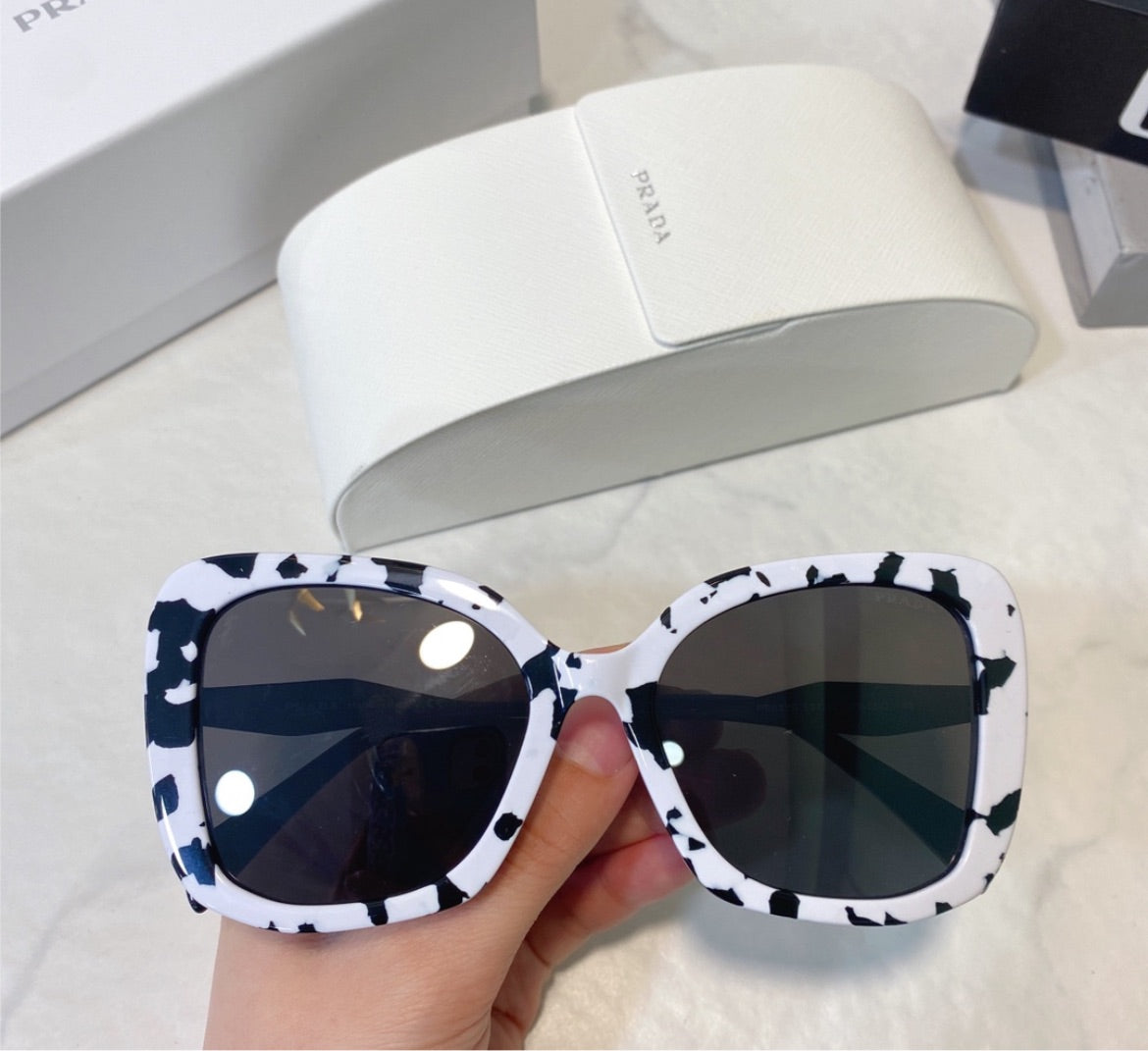 New Prada woman shades